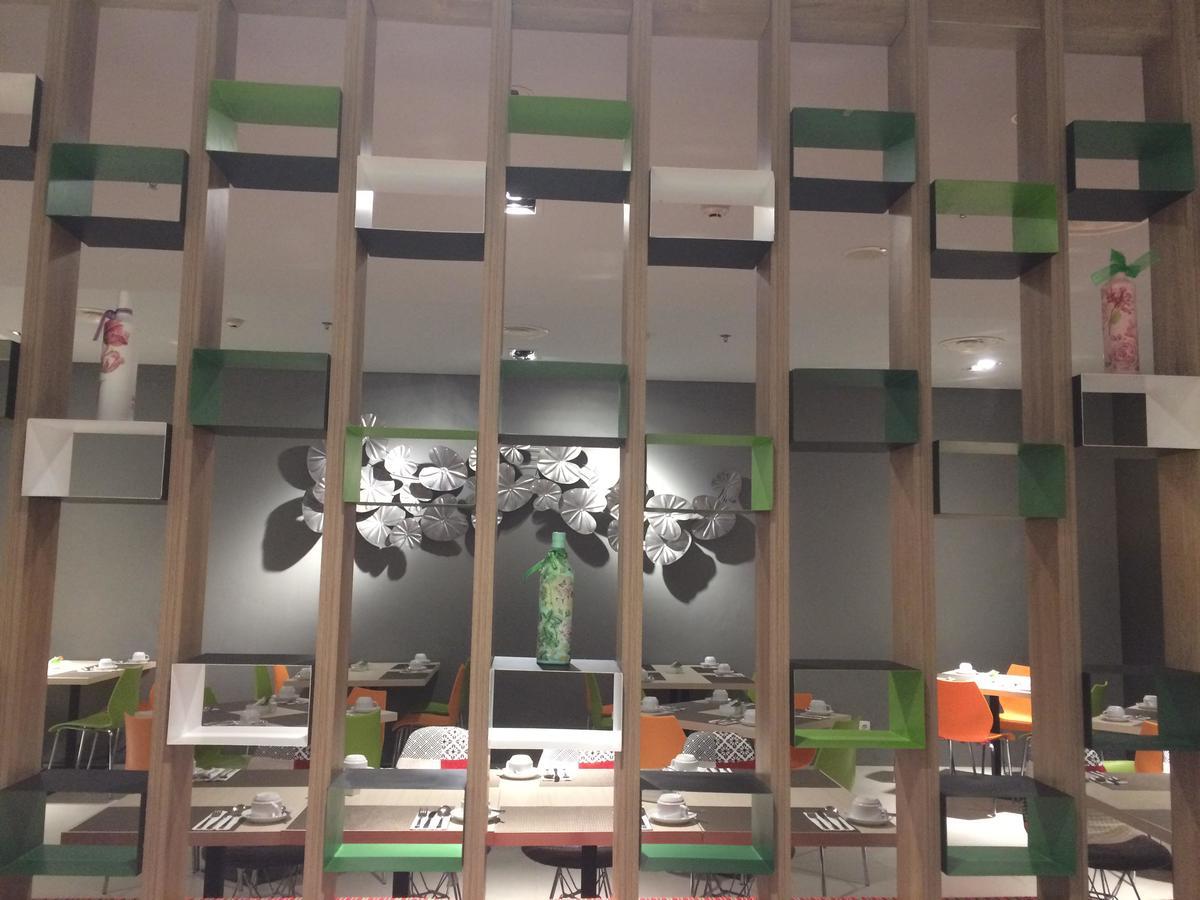 Khas Gresik Hotel Luaran gambar